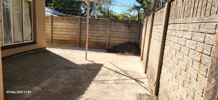 To Let 1 Bedroom Property for Rent in Oos Einde North West